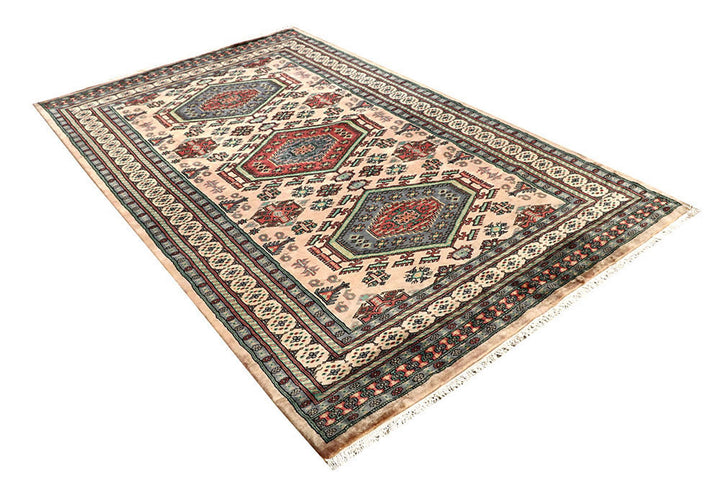 Bisque Caucasian 5'  1" x 8'  6" - No. QA66988