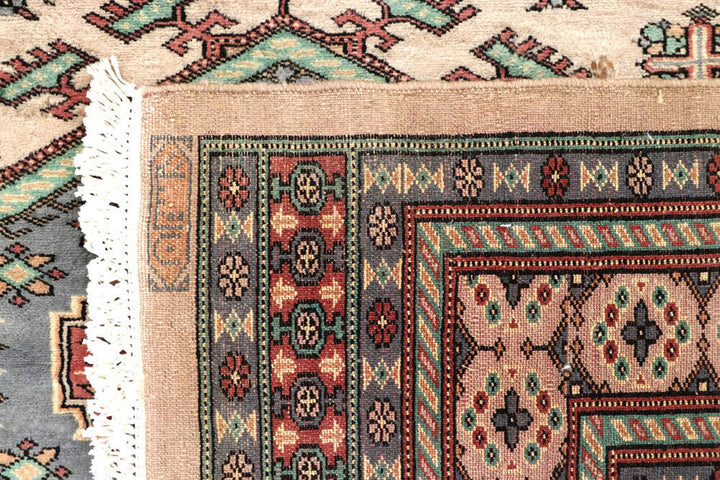 Bisque Caucasian 5'  1" x 8'  6" - No. QA66988