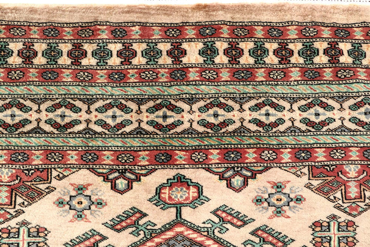 Bisque Caucasian 5' 2 x 8' - No. 58564 - ALRUG Rug Store