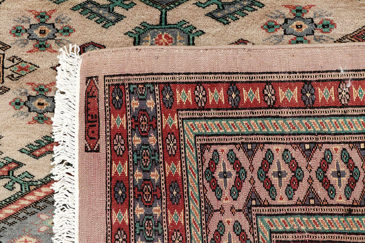 Bisque Caucasian 5' 2 x 8' - No. 58564 - ALRUG Rug Store