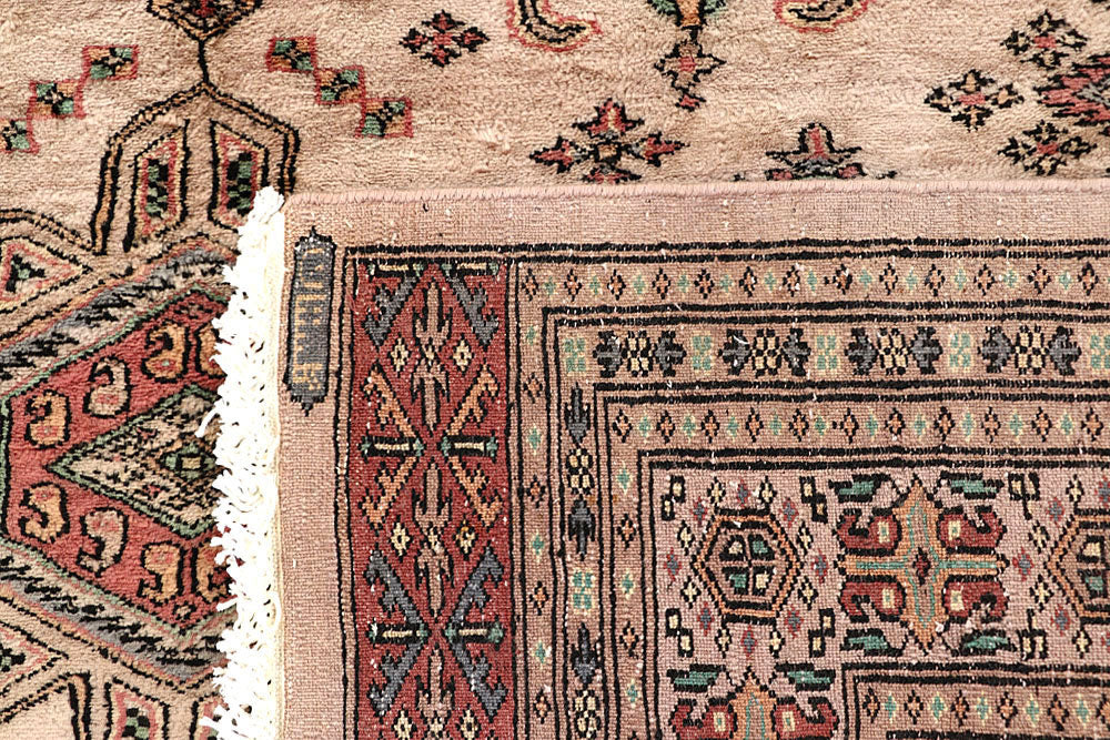 Bisque Caucasian 5' 3 x 8' 4 - No. 58565 - ALRUG Rug Store