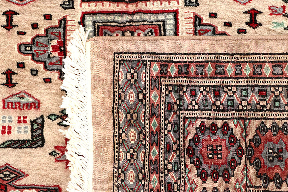Bisque Caucasian 5' 4 x 7' 10 - No. 58566 - ALRUG Rug Store