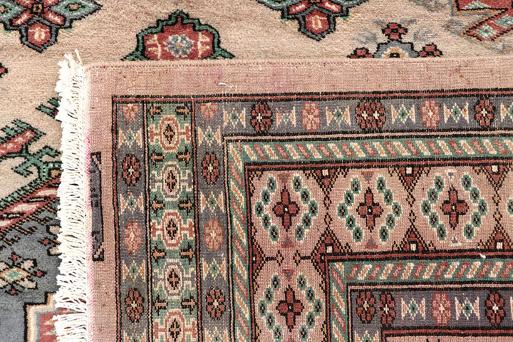 Bisque Caucasian 5' 1 x 8' - No. 58567 - ALRUG Rug Store