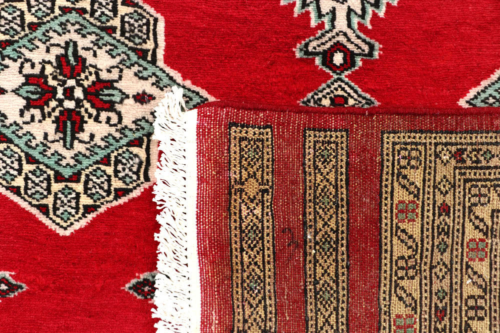 Red Caucasian 4' 11 x 9' 1 - No. 58569 - ALRUG Rug Store