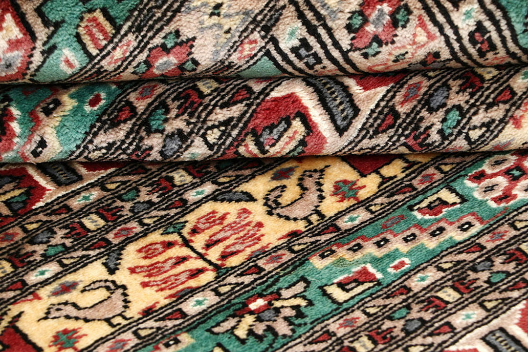 Medium Sea Green Caucasian 5'  3" x 7'  8" - No. QA45527