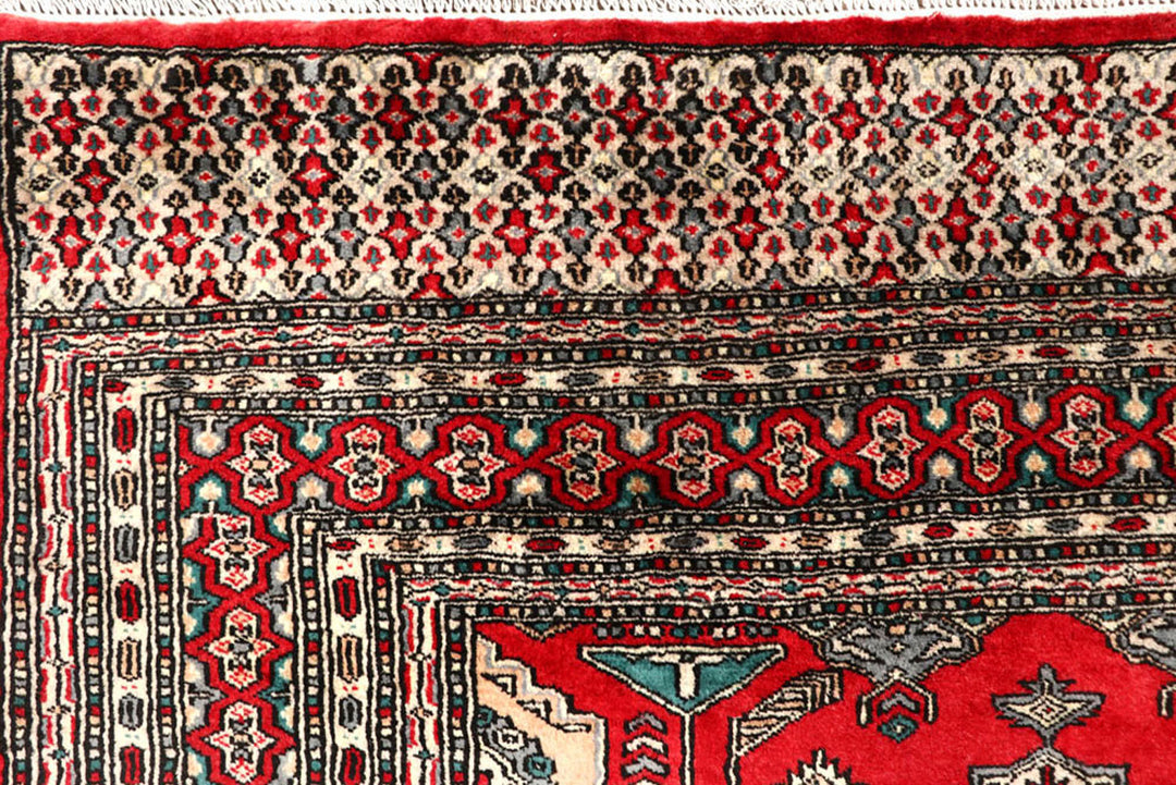 Red Caucasian Oriental Rug 6' 9" x 7' 2" Hand-Knotted detail