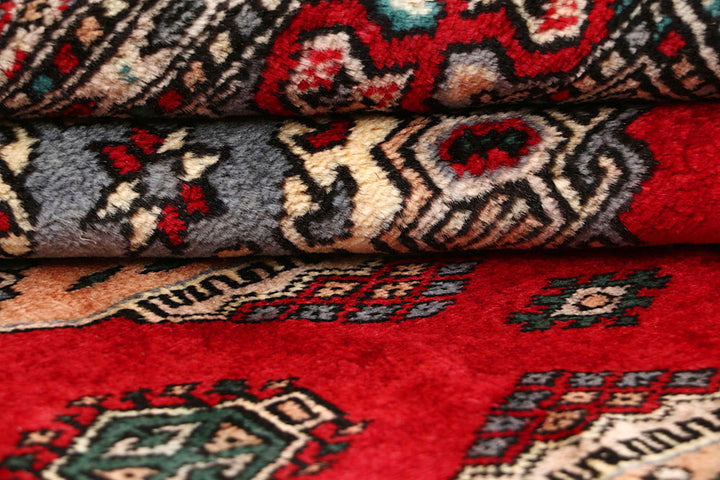 Red Caucasian Oriental Rug 6' 9" x 7' 2" Hand-Knotted pattern