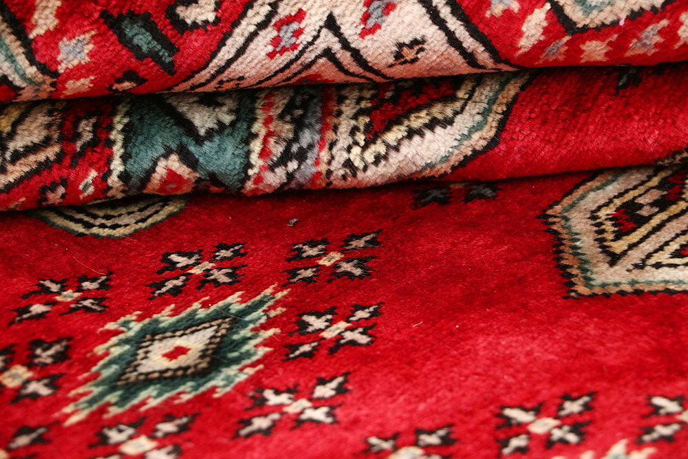 Red Caucasian 6' 10 x 6' 11 - No. 58575 - ALRUG Rug Store