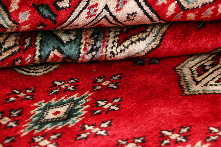 Red Caucasian 6' 10 x 6' 11 - No. 58575 - ALRUG Rug Store