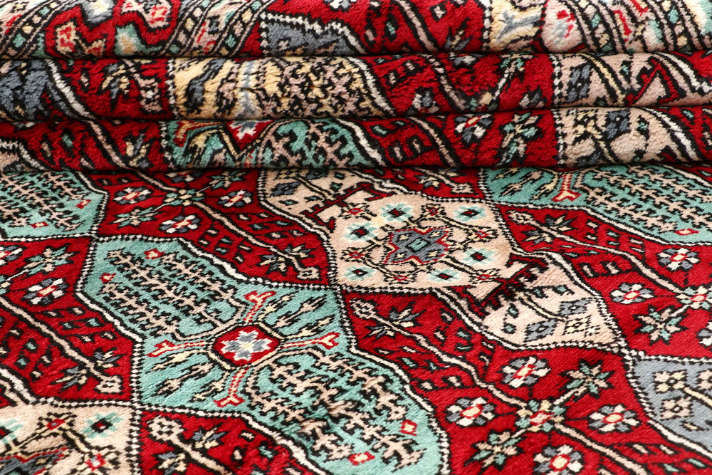 Firebrick Caucasian 6' 7 x 7' 9 - No. 58577 - ALRUG Rug Store