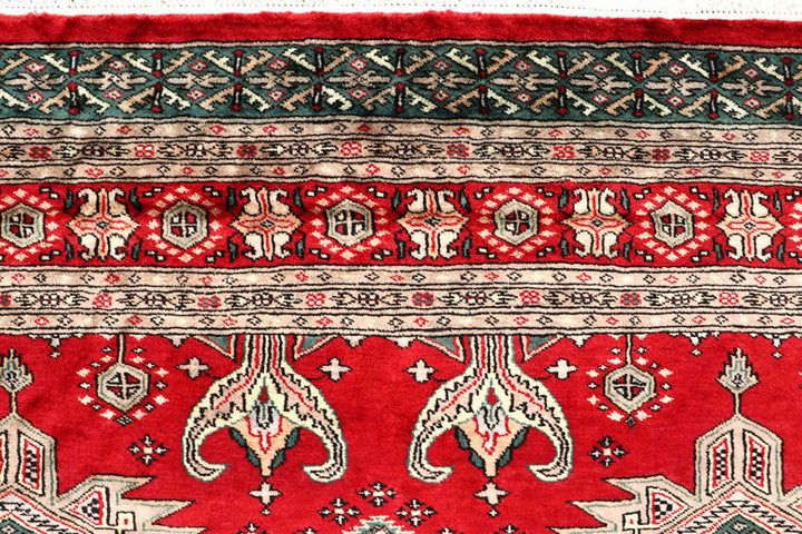 Firebrick Caucasian 6'  9" x 7'  3" - No. QA19080