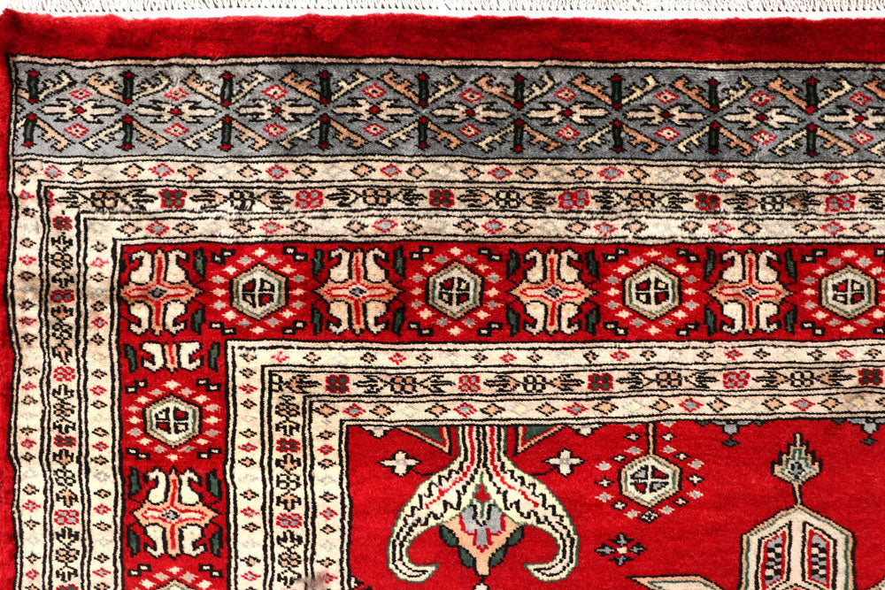 Firebrick Caucasian 6' 11 x 6' 11 - No. 58580 - ALRUG Rug Store