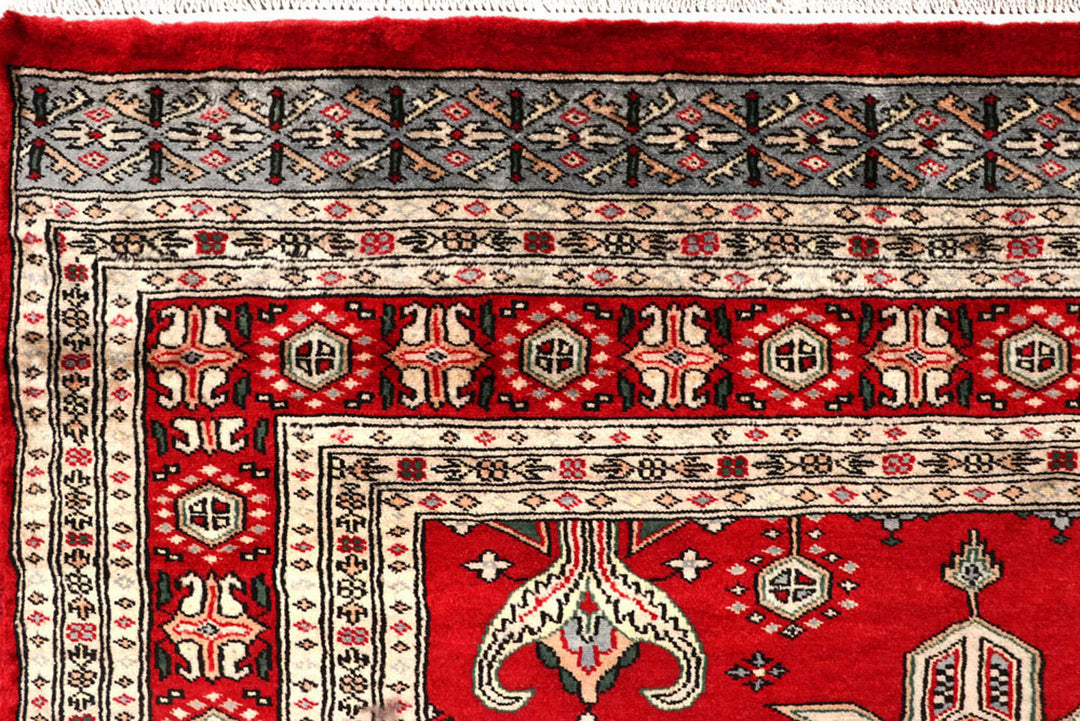 Firebrick Caucasian 6'  11" x 6'  11" - No. QA86940