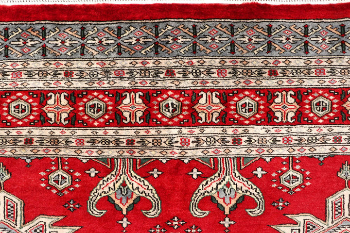 Firebrick Caucasian 6' 11 x 6' 11 - No. 58580 - ALRUG Rug Store