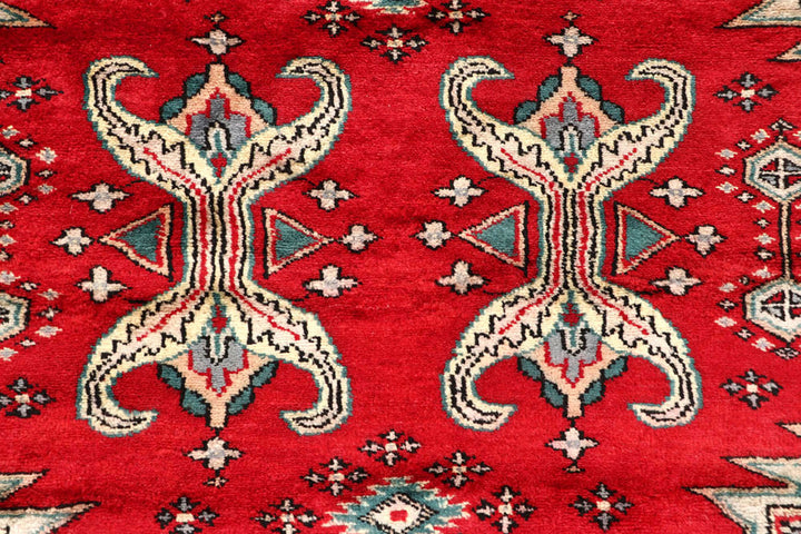 Firebrick Caucasian 7'  1" x 6'  9" - No. QA59830