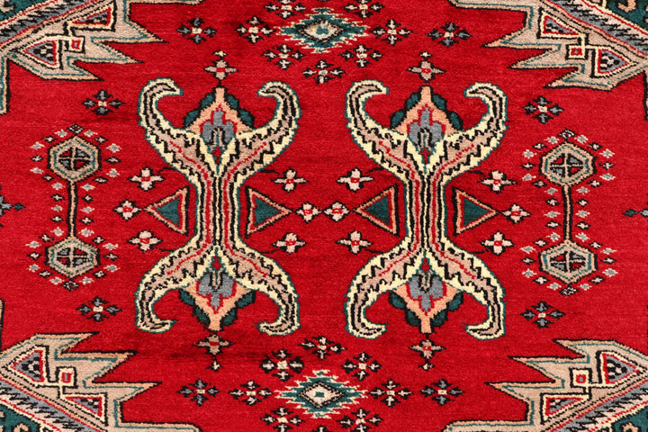 Red Caucasian 6' 9 x 8' 7 - No. 58584 - ALRUG Rug Store