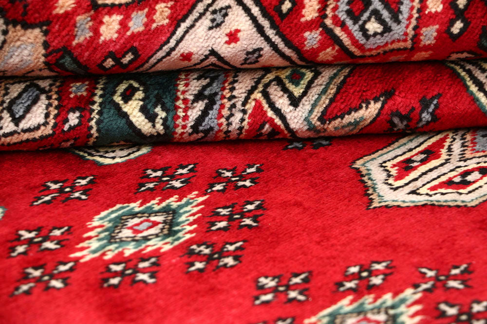 Red Caucasian 6' 9 x 7' 5 - No. 58587 - ALRUG Rug Store