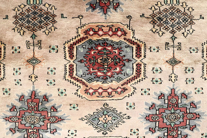 Bisque Caucasian 7'  1" x 7'  3" - No. QA85537