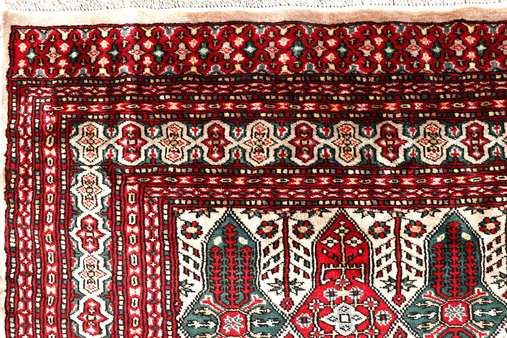 Bisque Caucasian 6' 9 x 7' 5 - No. 58600 - ALRUG Rug Store