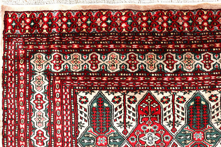 Bisque Caucasian 6' 9 x 7' 5 - No. 58600 - ALRUG Rug Store
