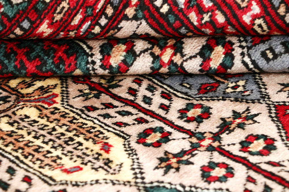 Bisque Caucasian 6' 9 x 7' 5 - No. 58600 - ALRUG Rug Store