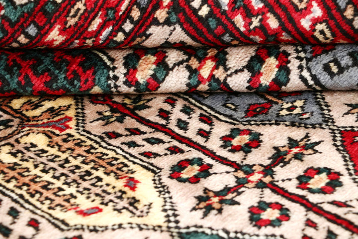 Bisque Caucasian 6' 9 x 7' 5 - No. 58600 - ALRUG Rug Store