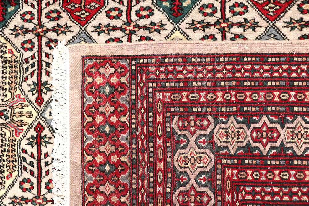 Bisque Caucasian 6' 9 x 7' 5 - No. 58600 - ALRUG Rug Store
