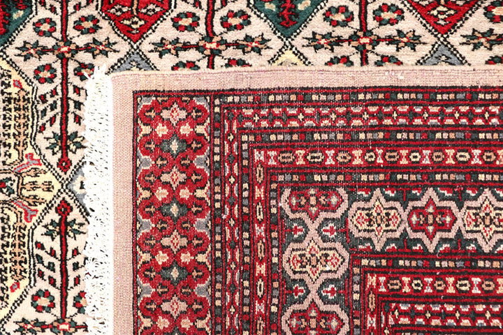 Bisque Caucasian 6' 9 x 7' 5 - No. 58600 - ALRUG Rug Store