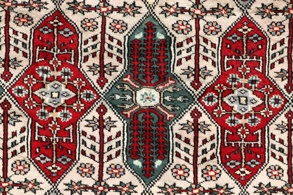 Bisque Caucasian 6' 11 x 7' 2 - No. 58601 - ALRUG Rug Store