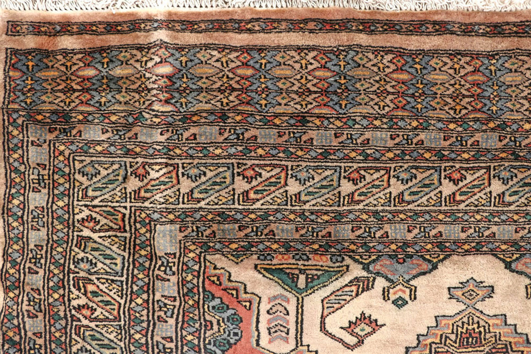 Bisque Caucasian 6'  9" x 7'  1" - No. QA42526