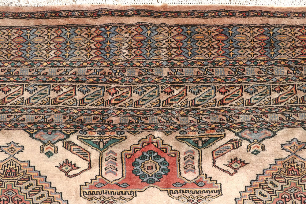 Bisque Caucasian 6' 9 x 7' 1 - No. 58602 - ALRUG Rug Store