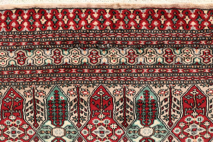 Bisque Caucasian 6'  11" x 7'  1" - No. QA58713