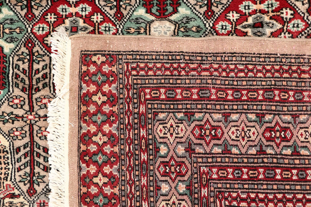 Bisque Caucasian 6' 11 x 7' 1 - No. 58603 - ALRUG Rug Store