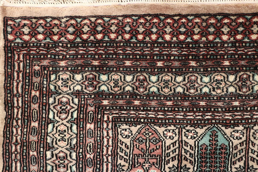 Bisque Caucasian 6'  8" x 7'  7" - No. QA18713