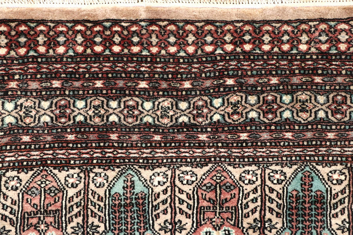 Bisque Caucasian 6' 8 x 7' 7 - No. 58604 - ALRUG Rug Store