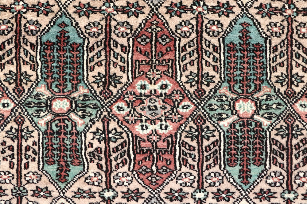 Bisque Caucasian 6' 8 x 7' 7 - No. 58604 - ALRUG Rug Store