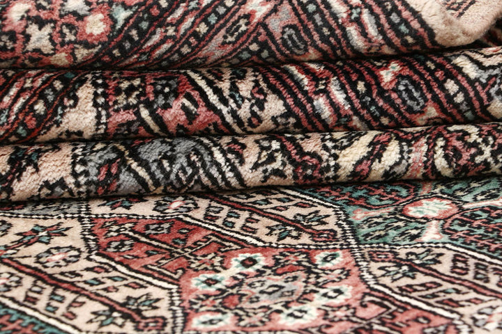 Bisque Caucasian 6' 8 x 7' 7 - No. 58604 - ALRUG Rug Store