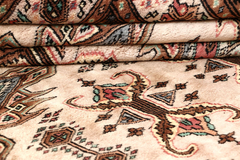 Bisque Caucasian 6' 10 x 6' 10 - No. 58605 - ALRUG Rug Store