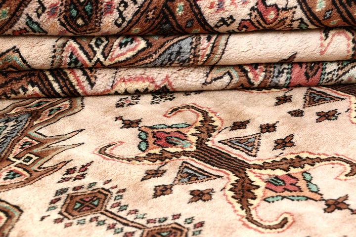 Bisque Caucasian 6' 10 x 6' 10 - No. 58605 - ALRUG Rug Store