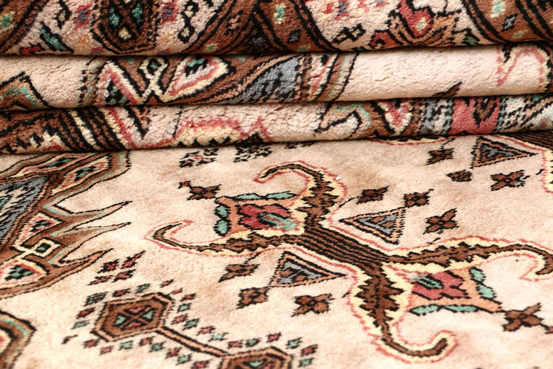 Bisque Caucasian 6'  10" x 6'  10" - No. QA48084