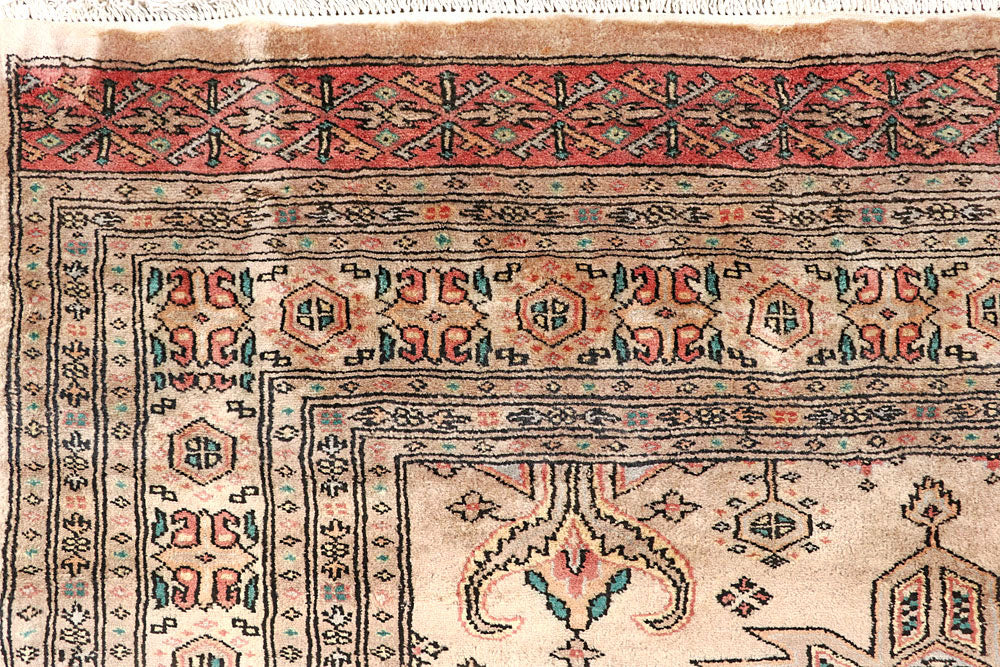 Bisque Caucasian 6' 9 x 6' 9 - No. 58606 - ALRUG Rug Store