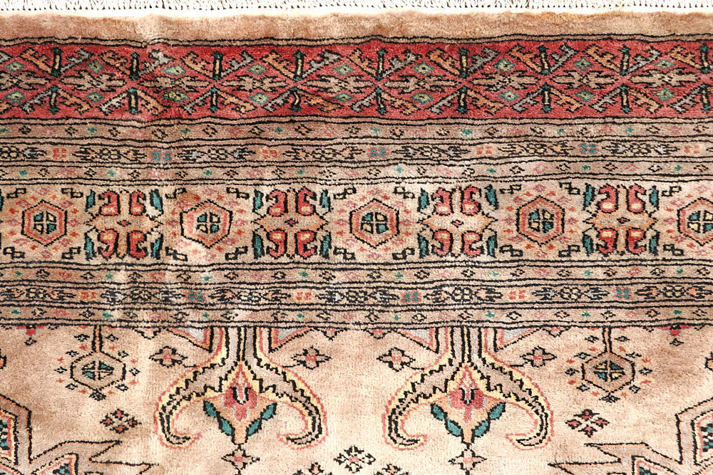 Bisque Caucasian 6' 9 x 6' 9 - No. 58606 - ALRUG Rug Store