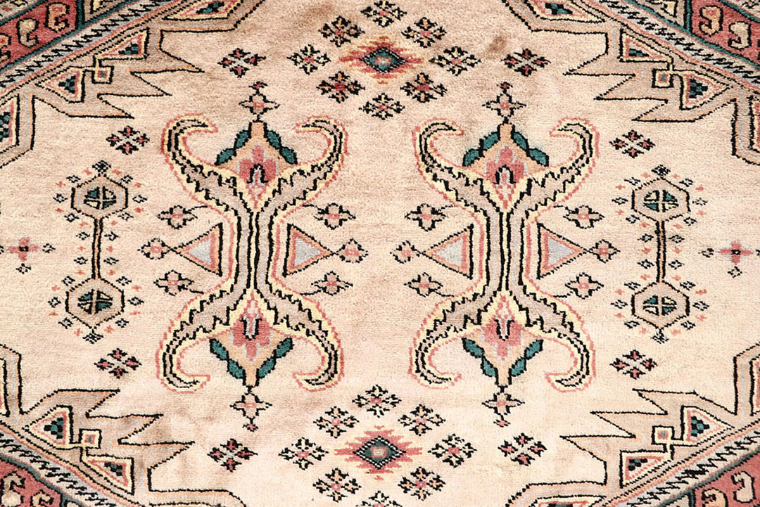 Bisque Caucasian 6'  9" x 6'  9" - No. QA59171