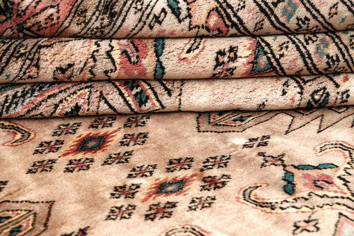 Bisque Caucasian 6'  9" x 6'  9" - No. QA59171