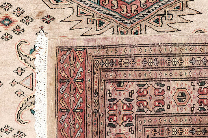 Bisque Caucasian 6' 9 x 6' 9 - No. 58606 - ALRUG Rug Store
