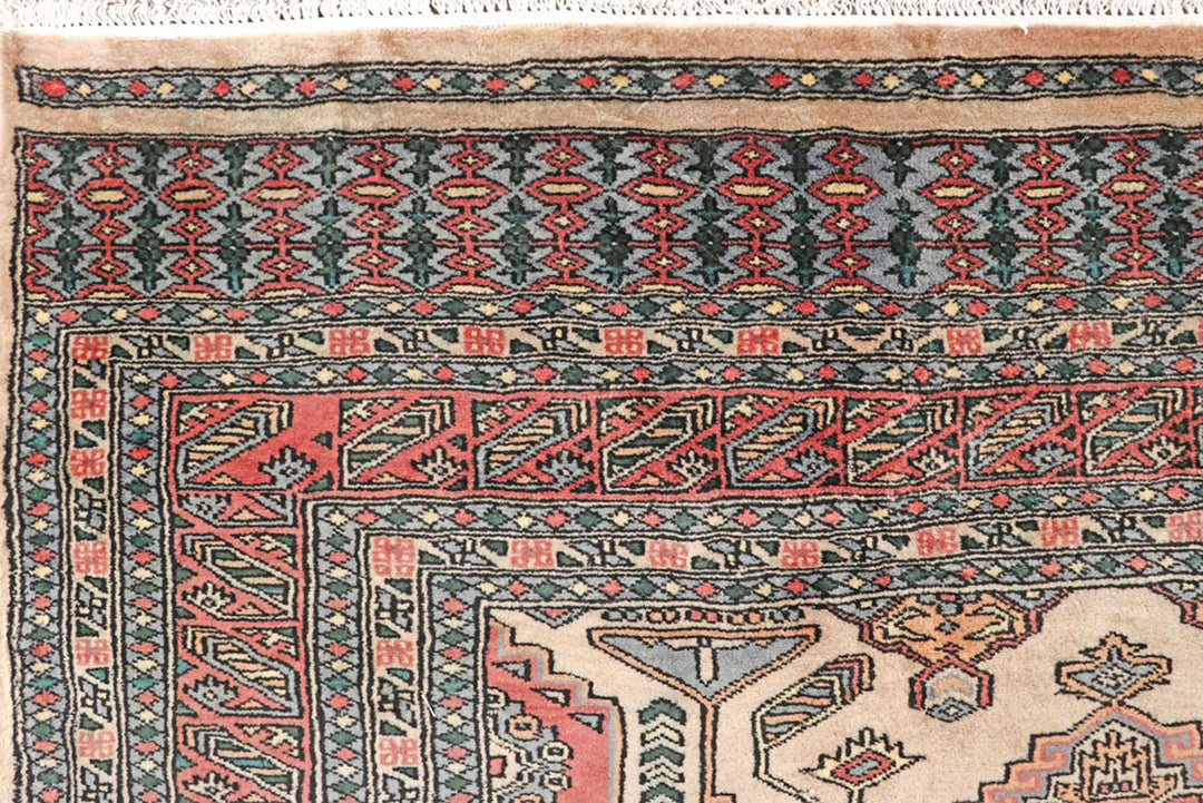 Bisque Caucasian 6'  9" x 7'  1" - No. QA29767