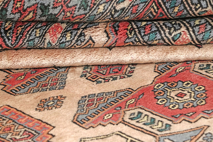 Bisque Caucasian 6' 9 x 7' 1 - No. 58610 - ALRUG Rug Store