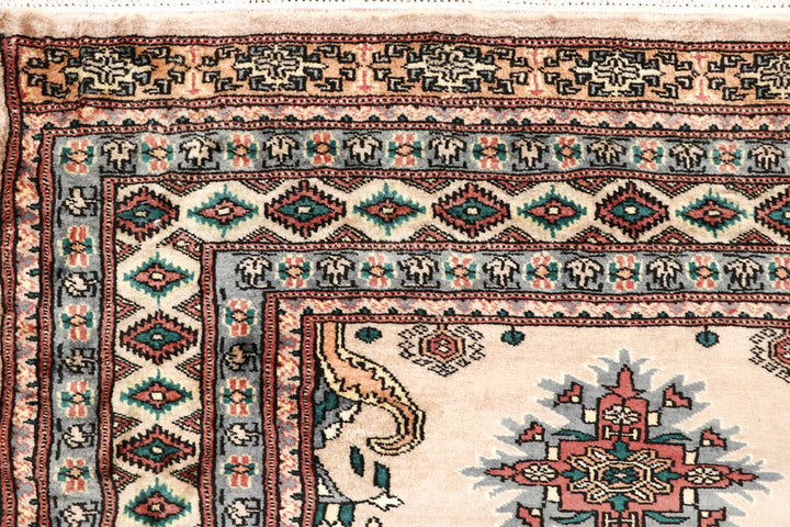 Bisque Caucasian 6' 11 x 7' 5 - No. 58611 - ALRUG Rug Store