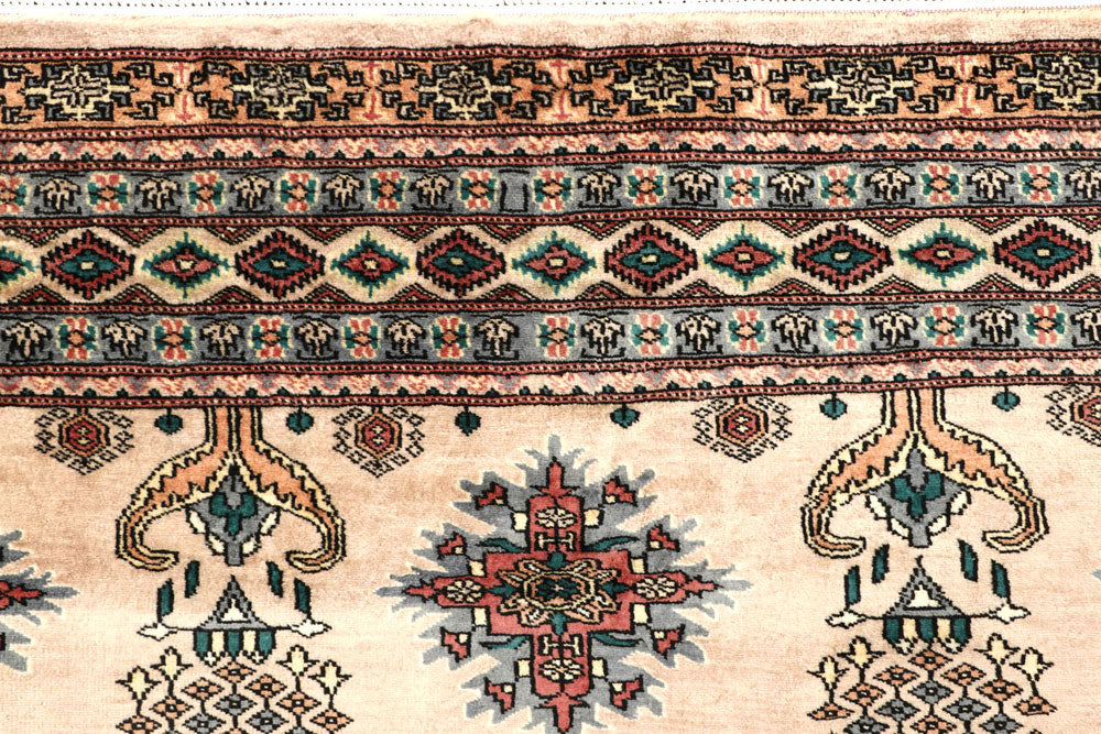 Bisque Caucasian 6' 11 x 7' 5 - No. 58611 - ALRUG Rug Store