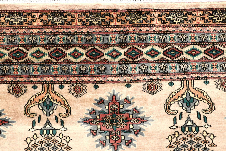 Bisque Caucasian 6' 11 x 7' 5 - No. 58611 - ALRUG Rug Store